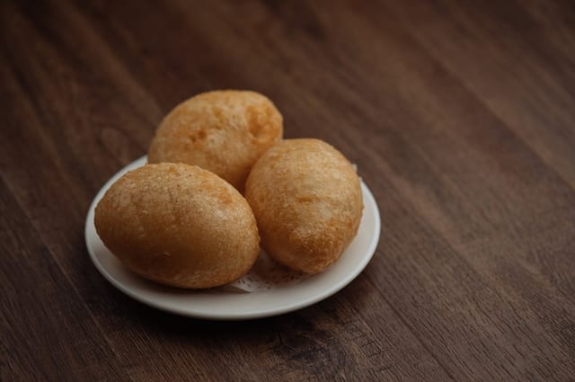 Glutious Rice Dumpling with Meat (3) *weekend only*.